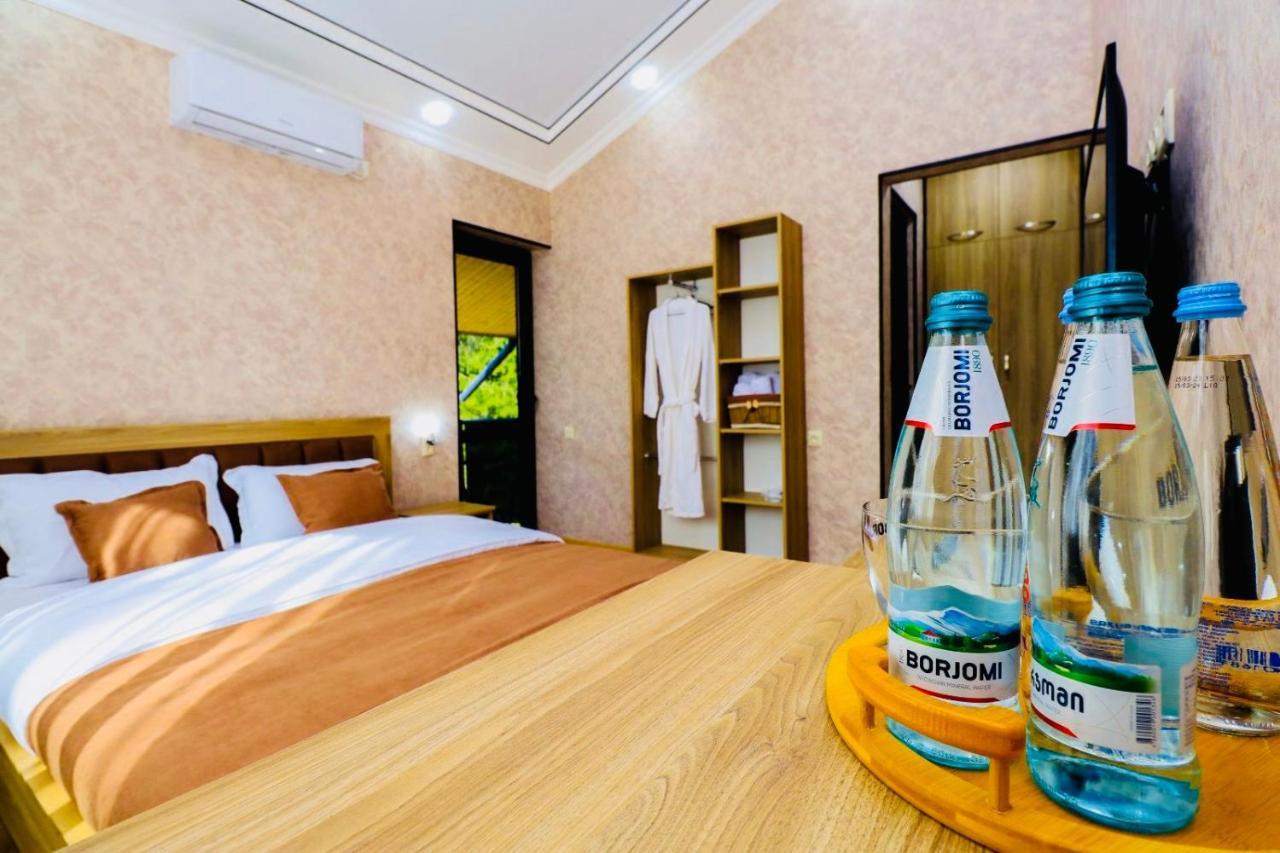 Hotel Evergreen Borjomi ภายนอก รูปภาพ
