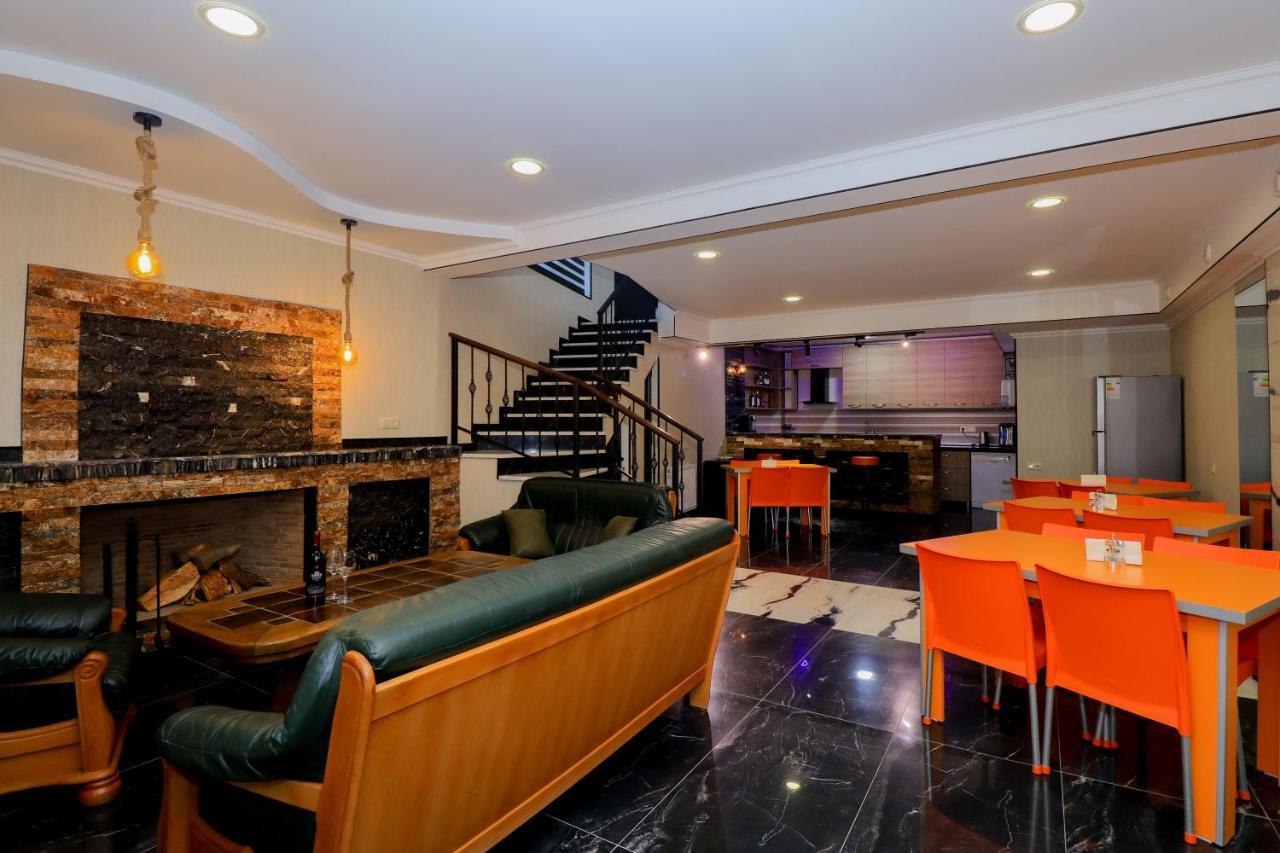 Hotel Evergreen Borjomi ภายนอก รูปภาพ