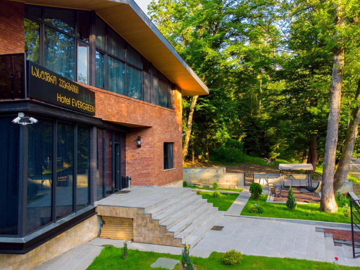 Hotel Evergreen Borjomi ภายนอก รูปภาพ