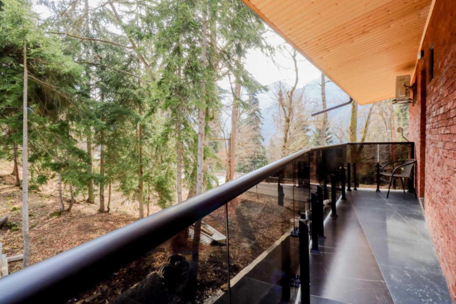 Hotel Evergreen Borjomi ภายนอก รูปภาพ